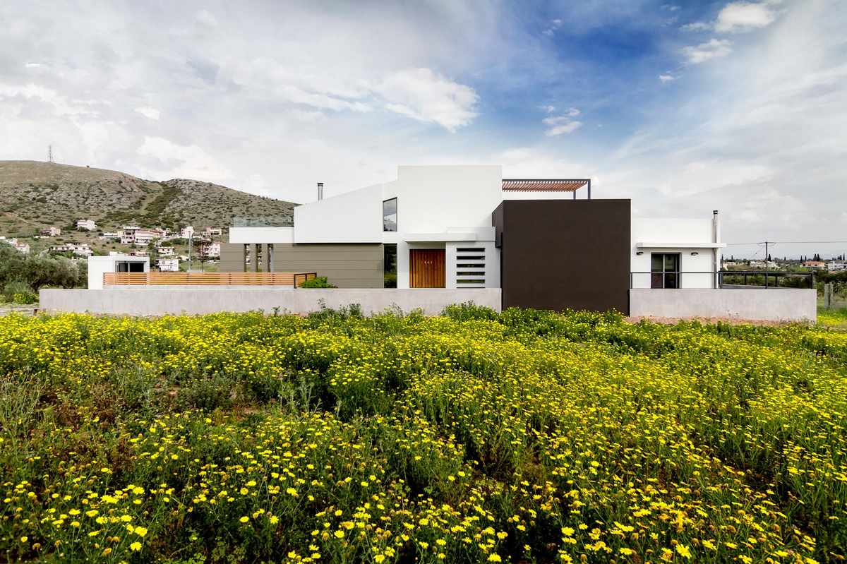 Μονοκατοικία με πισίνα στη Χαλκίδα