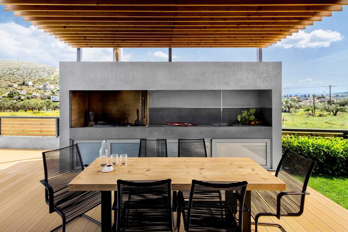 Μονοκατοικία με πισίνα στη Χαλκίδα